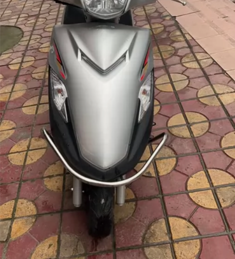 豪爵vf125踏板摩托车，手续齐全21年上...