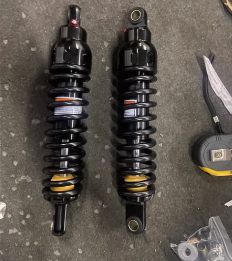 出售一副哈雷大滑翔降低座高，各种重型机车可...