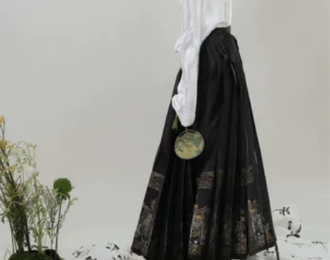 原创中式国风大码汉服织金黑色马面裙小个子半...