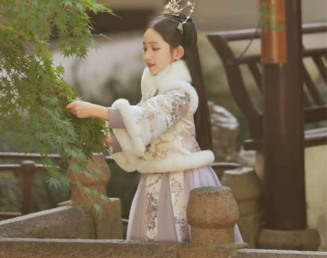 【年货价】女童汉服拜年服冬季女宝宝中国风古...