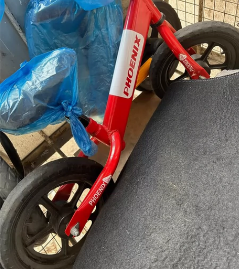 凤凰儿童自行平衡车，家里闲置，图3仅供参考...