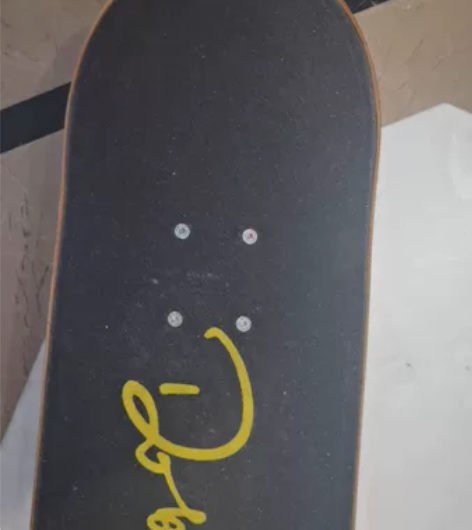 燃烧冰DBH专业动作刷街代步双翘四轮组装滑...