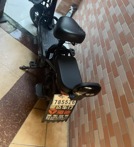 出售雅迪电动车24A的锂电池，在化龙镇购买...