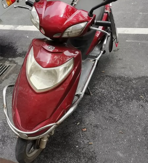 学生仔毕业了，闲置小绵羊一台，60伏20安...