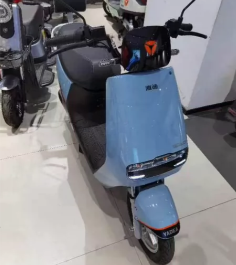 雅迪电动车转手 9成新，续航50公里左右，...