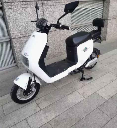 （几乎全新）个人电动车转让，99新（准新车...