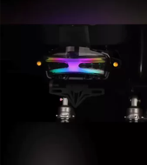 SR雨蝶尾灯#小牛电动 #爱车改装入门 三...