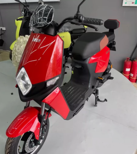 五菱新款电动自行车 羚羊 最新到店 续航8...