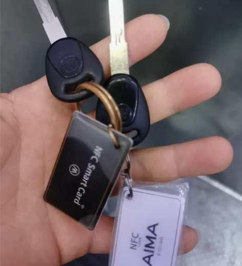 爱玛电动车   半年的车   骑起来挺舒服...