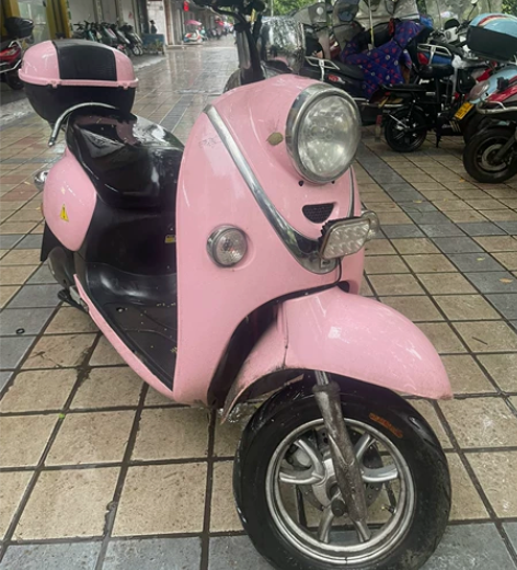 合法二手台铃电动车9成新 5个大电池只有8...