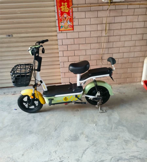 台铃 8成新 小巧轻便 感兴趣的话点“我想...