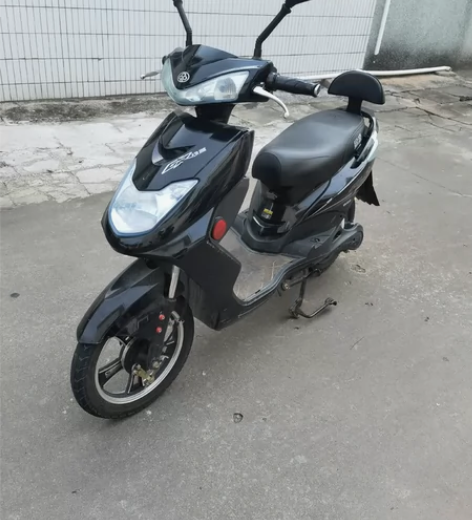 绿源48V小踏板，成色如图，7月21日今天...