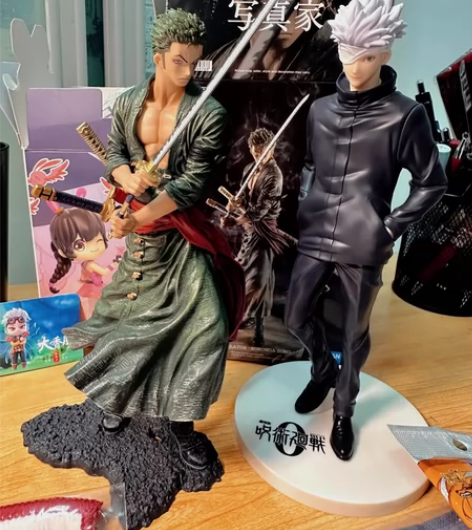 出动漫周边 万代索隆手办（有盒子），五条悟...