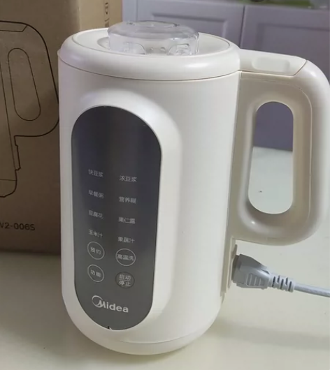 美的家用豆浆机，多功能破壁豆浆机基本全新的...