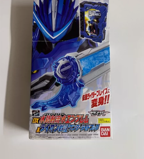 包邮！假面骑士saber圣刃 DX流水纹章...