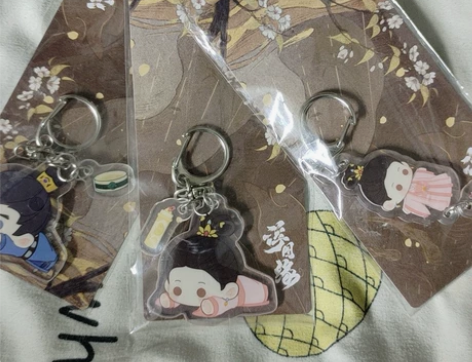 亚克力挂件/立牌，打包一起110包邮 可拆...