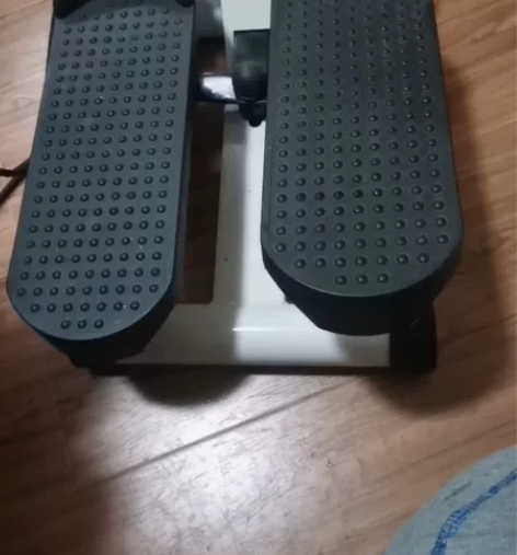 踏步机女家用静音减肥神器原地登山脚踏机运动...