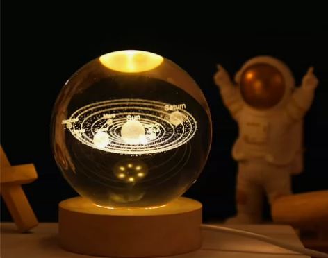 【便宜处理】送朋友情侣礼物发光水晶球 宇宙...