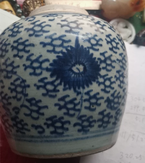 老掉渣的青花老罐子一个，有修复粘合痕迹！凑...