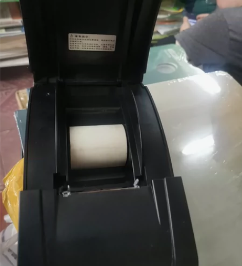 打印机闲置出售，店不开了，只用过几次的新打...