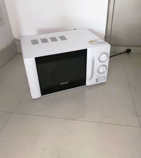 9成新格兰仕微波炉，图就实物，用的跟新的差...