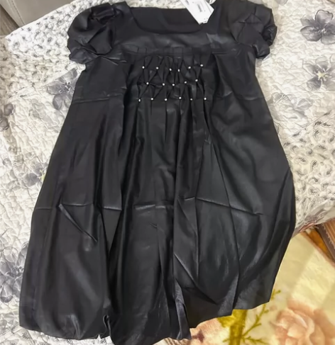 付邮送花苞裙全新带吊牌 s码全新带吊牌，花...