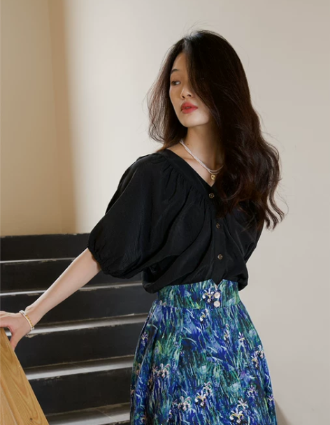 莫奈鸢尾花油画松紧半身裙女高腰修身夏碎花百...