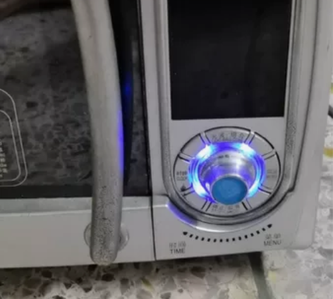 大功率格兰仕微波炉不锈钢内胆 感兴趣的话点...