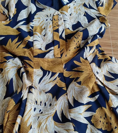 连体裤裙M码 感兴趣的话点“我想要”和我私...