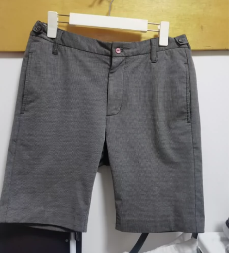 送 男士西装面料短裤。可以穿到130斤 感...