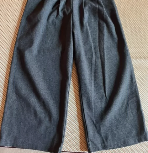 九分裤M码正常室内光照颜色无滤镜无美颜 感...